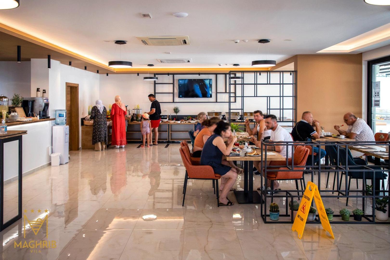 Maghrib Hotel Улцинь Экстерьер фото