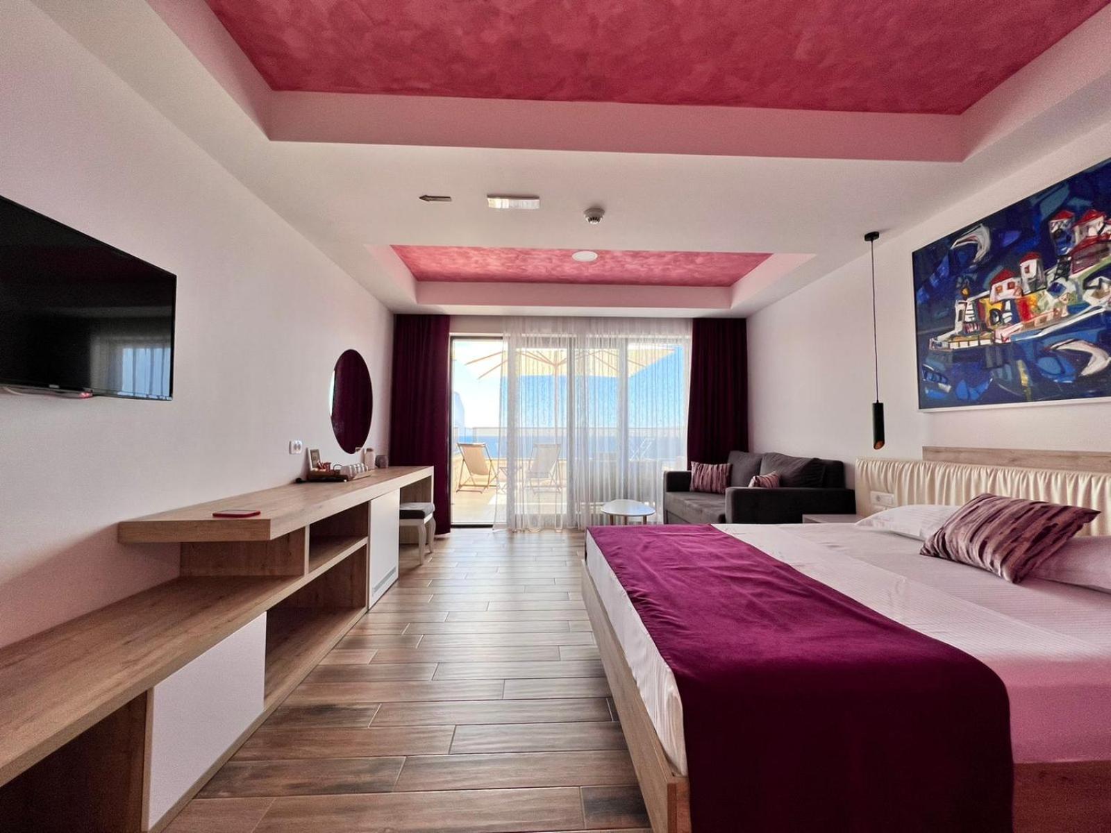 Maghrib Hotel Улцинь Экстерьер фото